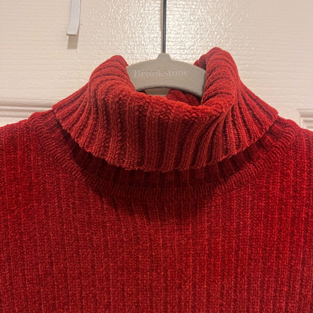 Eddie Bauer Turtleneck Sweater - Picture 2 of 5